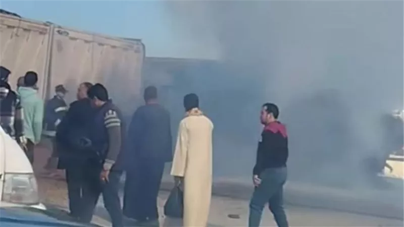 مصرع 4 إثراشتعال النيران بسيارة نقل على الطريق الدائرى بالقليوبية