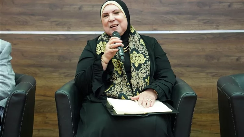 لجنة المشروعات الصغيرة تنظم ندوة 