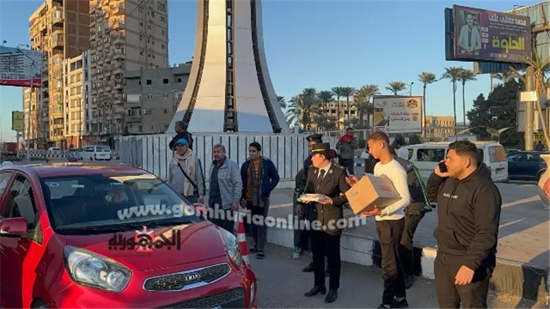 مرور الدقهلية يوزع 1500 وجبة علي المسافرين بأول ايام شهر رمضان