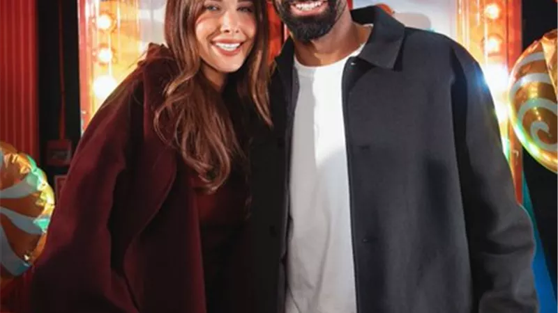 شاهد بالفيديو .. محمد صلاح وابنته كيان مع نانسي عجرم