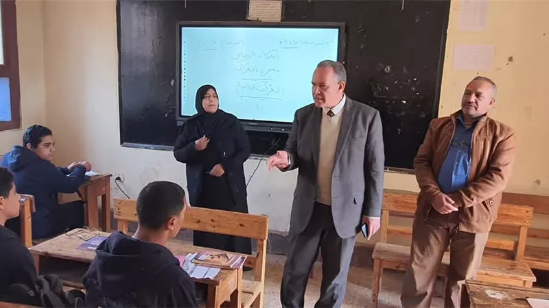 وزارة التربية والتعليم يتفقد بعض مدارس إدارة أبوتيج التعليمية