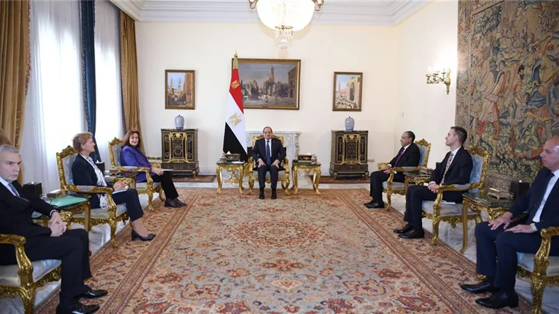 الرئيس السيسي يستقبل مفوضة الإتحاد الأوروبي لشؤون المتوسط