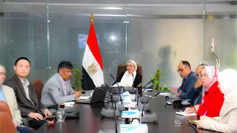 وزيرة البيئة تبحث توطين تكنولوجيا زراعة الغابات