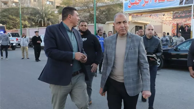 محافظ المنيا يشرف على مائدة الإفطار الرمضانية بكورنيش النيل