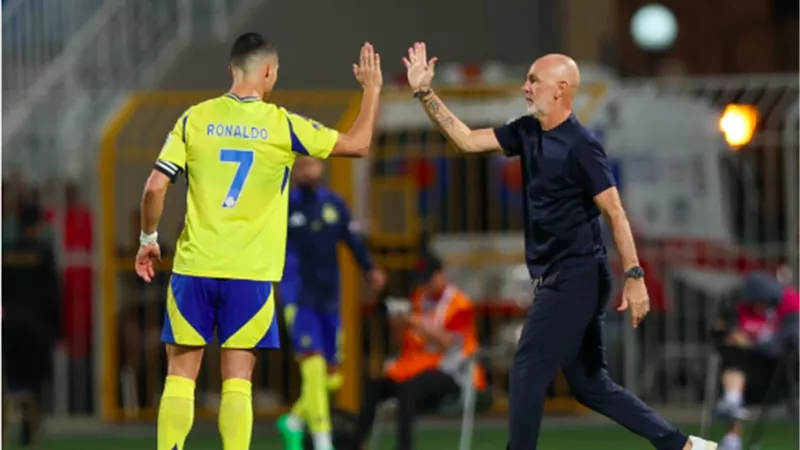 بيولي يكشف سبب غياب رونالدو أمام الاستقلال بدوري أبطال آسيا