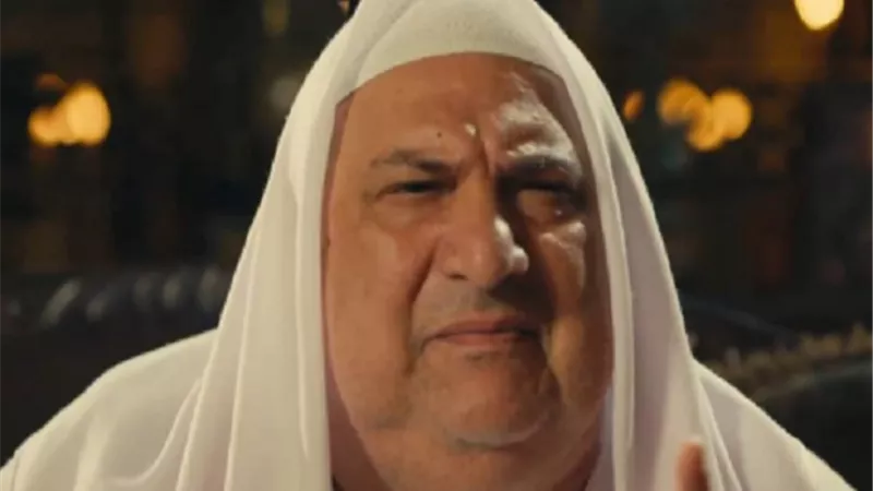 سقوط خالد الصاوى وسط أسرته فى 
