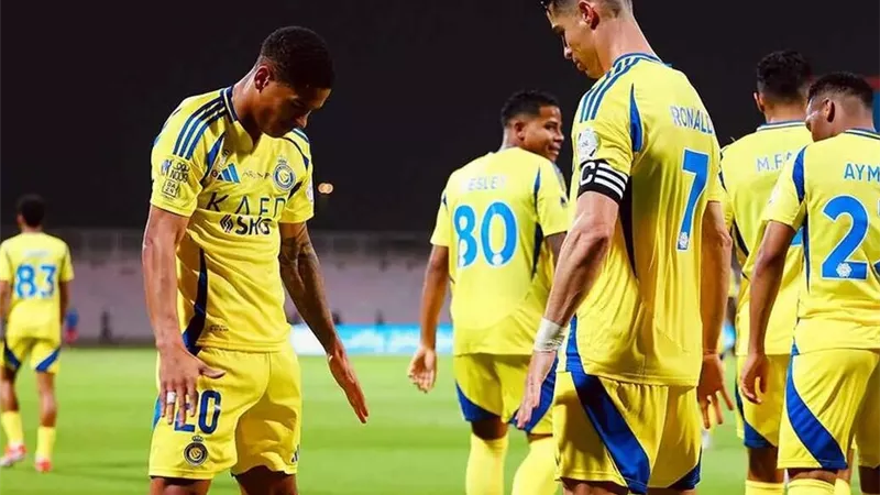 موقف رونالدو.. بيولي يعلن قائمة النصر لمواجهة استقلال الإيراني