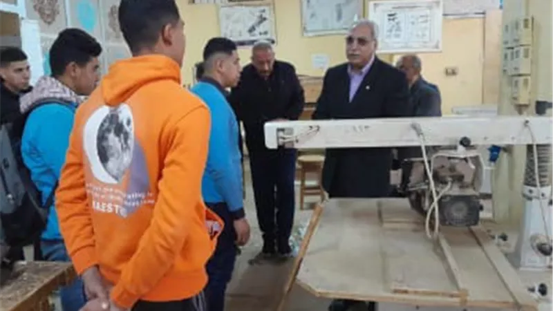 مدير تعليم القليوبية يتابع إنتظام العملية التعليمية بالمدارس