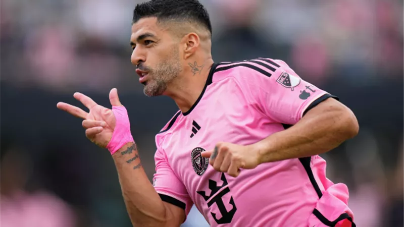 سواريز يقود إنتر ميامي للفوز على هيوستن برباعية فى الدوري الأمريكي