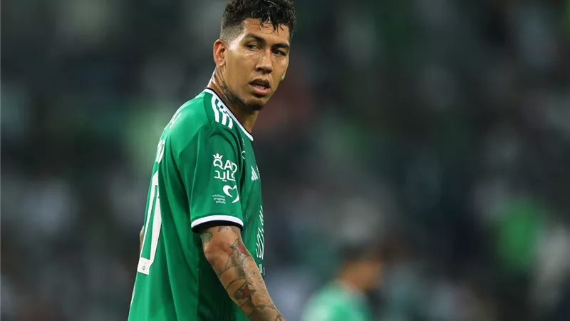 مدرب الأهلي يحسم موقف فيرمينو من المشاركة أمام الريان