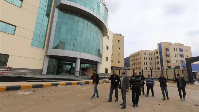 رئيس جامعة كفر الشيخ يتفقد موقع المدينة الطبية..صور