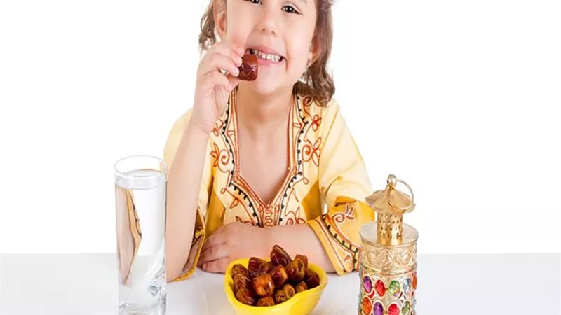 متى يجب الصيام على الأطفال؟.. أمين الفتوى يوضح