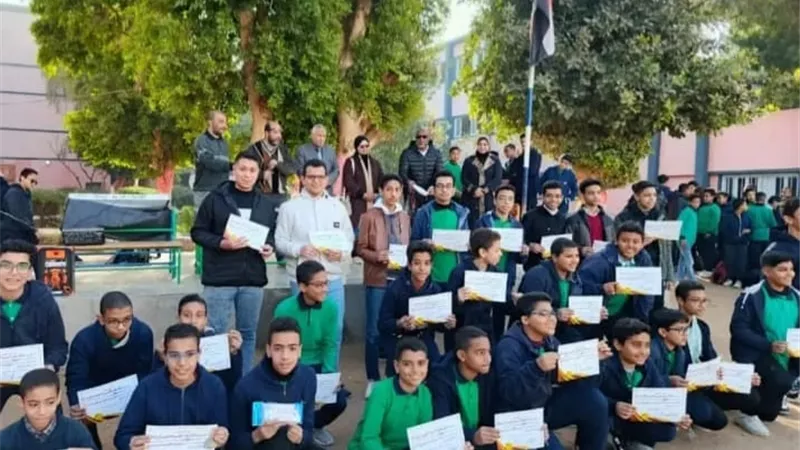 تكريم أوائل طلاب مدرسة الشهيد محمد جمال نصاري بقنا