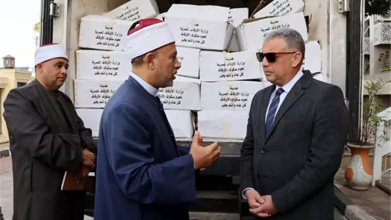 لحوم صكوك إطعام وكراتين رمضانية للمستحقين بالإسماعيلية