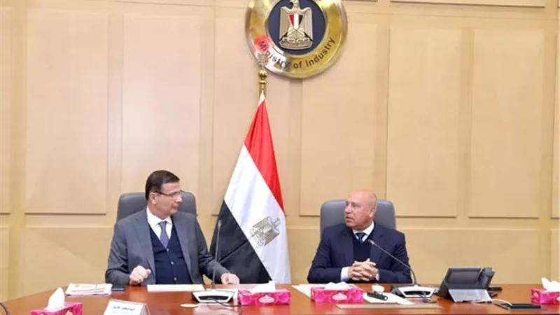 وزراء الصناعة والزراعة يبحثون تيسير تصدير الحاصلات الزراعية إلى أوروبا