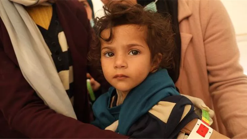وصول 28 طفلا من غزة لتلقي العلاج بالأردن