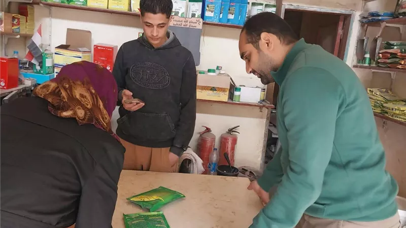 الزراعة:تتابع سير العمل بالجمعيات الزراعية ومراقبة المبيدات
