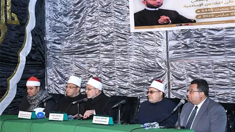 انعقاد الملتقى الفكري بساحة مسجد الإمام الحسين في رمضان