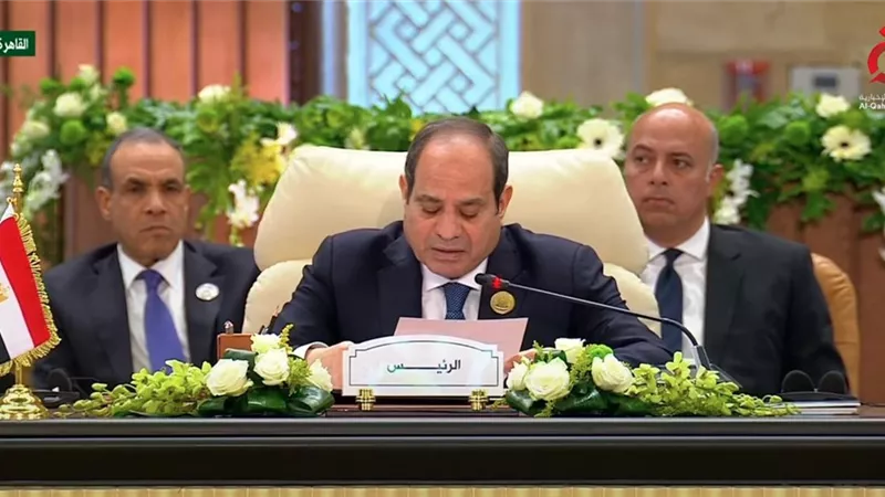 الرئيس السيسي: نرفض تهجير الفلسطينيين وسندافع عن حقهم في البقاء
