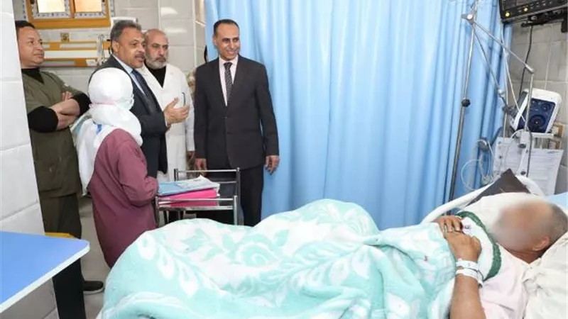 الاشمونى يتفقد أعمال التشطيبات النهائية بمستشفى“الرمد الجديد“