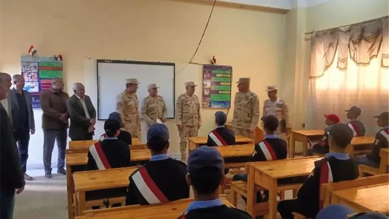 لجنة من قيادة الدفاع الشعبي والعسكري تتابع المدارس العسكرية بقنا