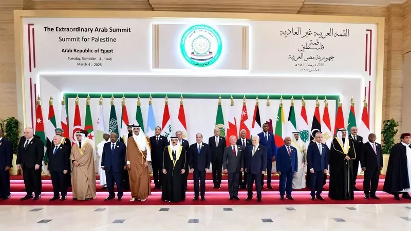 القمة العربية الطارئة تعتمد الخطة المصرية لإعادة إعمار غزة