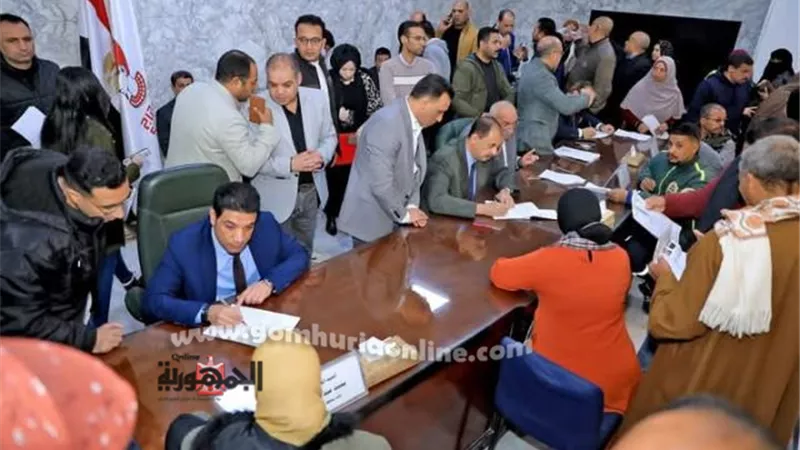 محافظ سوهاج يعقد اللقاء الجماهيري الأسبوعي