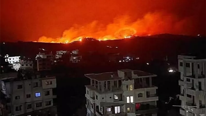 حريق ضخم في ريف اللاذقية.. جهود مكثفة للسيطرة على النيران.. صور