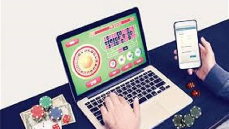 الخبراء: تشديد الرقابة الإلكترونية على تطبيقات المراهنات ضرورى