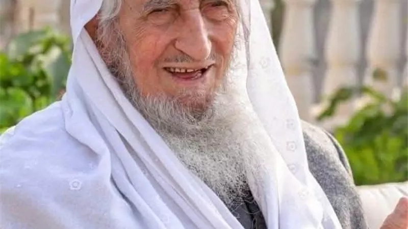 وزير الأوقاف ينعى فضيلة الشيخ المبارك عايش رجا الحويان