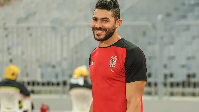 موعد عودة نجم دفاع الأهلى للمشاركة مع الفريق