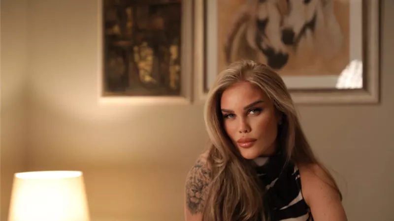 نيكول سابا تتسبب في أكبر أزمة لخالد سليم في.. 