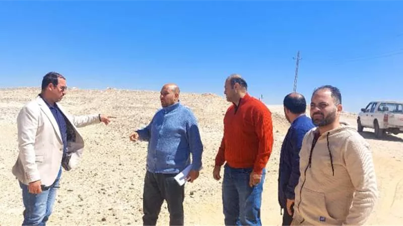 محافظ أسيوط: تسليم 10 أفدنة لهيئة السلع التموينية لإنشاء صوامع