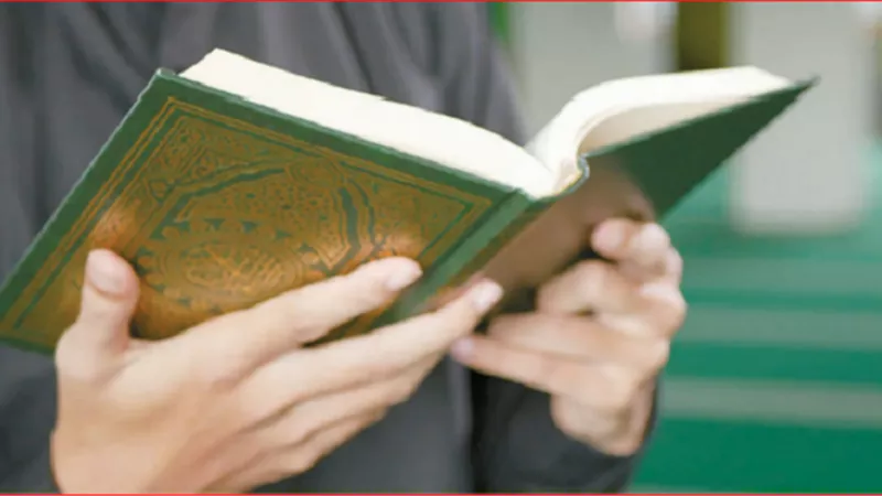ممنوع شرعاً النيابة في الصيام عن الأحياء