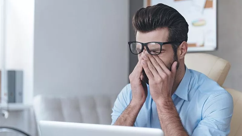 نصائح لحماية العين من الجفاف خلال شهر رمضان