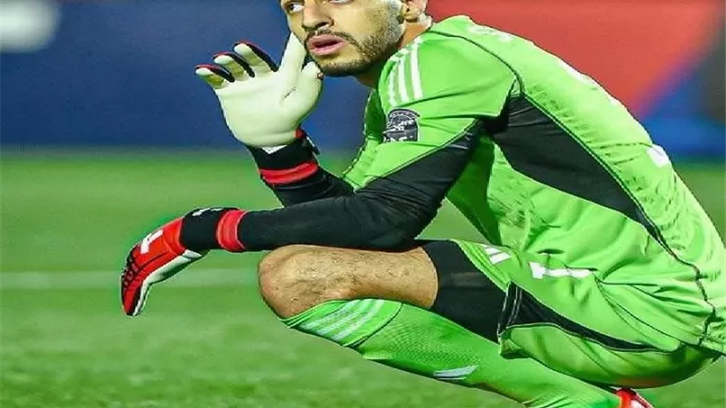 الأهلي يُلمح برحيل ياسر إبراهيم وتمديد عقد مصطفي شوبير