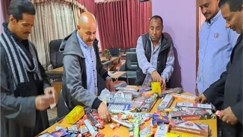 ضبط كميات من الألعاب النارية فى حملات بمدينة دشنا