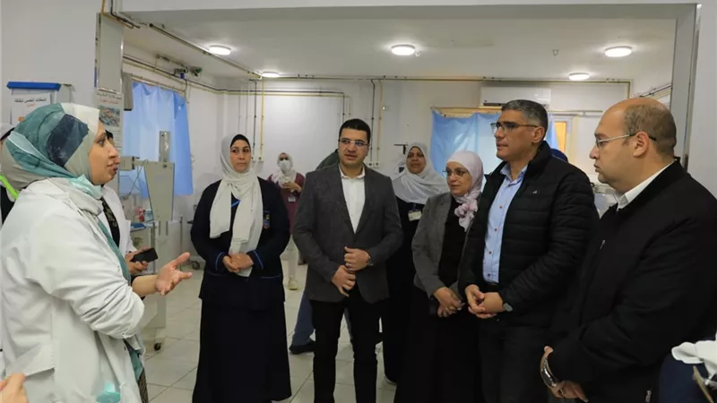 محافظ الجيزة يتفقد مستشفي أبو النمرس المركزي