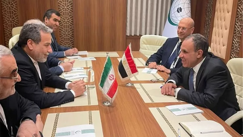 وزير الخارجية يلتقي نظيره الإيراني في جدة لبحث مستجدات الأوضاع في الإقليم ودعم فلسطين
