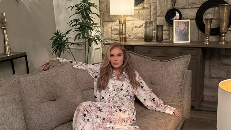 نيكول سابا تعلق على «الحب عيبنا» من «وتقابل حبيب»