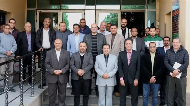 رئيس جامعة جنوب الوادي يلتقي برؤساء أقسام مستشفيات قنا الجامعية