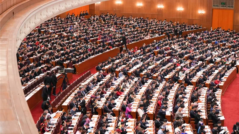 الصين تكشف عن هدف تنموي مرن مدعوم بسياسات قوية