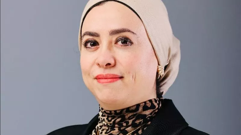نجلاء الجمال: كتاب الدراما مفلسون ويصرون على الترويج لمسلسلاتهم بالألفاظ والملابس الفاضحة
