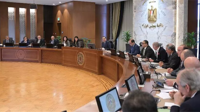 رئيس الوزراء يلتقي أعضاء اللجنة الاستشارية لتنمية الصادرات