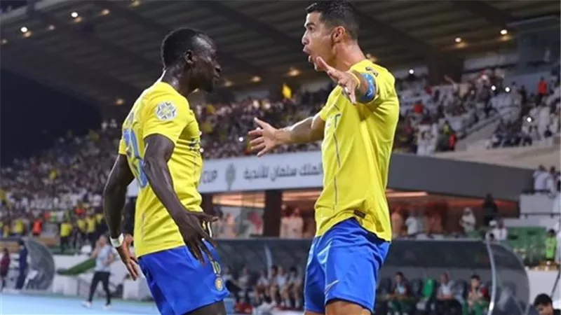 تشكيل النصر ضد الاستقلال.. رونالدو وماني فى الهجوم