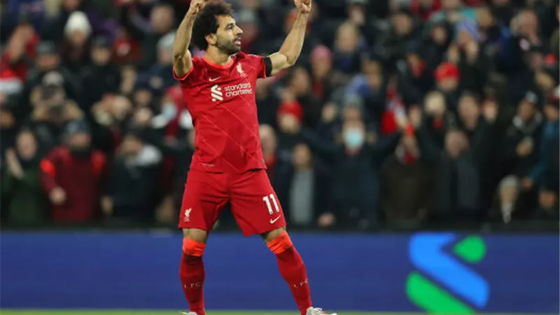 رقم تاريخي ينتظر محمد صلاح في مباراة ليفربول ضد باريس سان جيرمان
