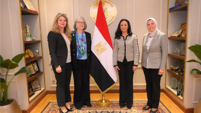 وزيرة التضامن تلتقي رئيسة الاتحاد الدولي لجمعيات الصليب الأحمر