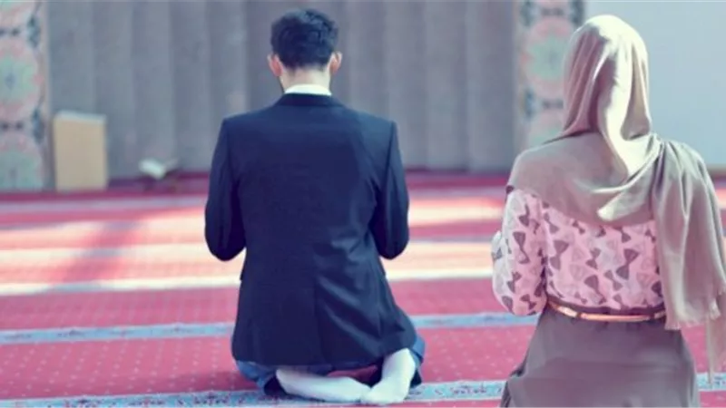 الزواج لا يتعارض مع الرزق بل سببًا لسعته..المفتي يوضح