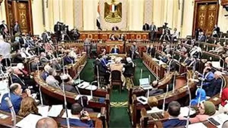 مجلس النواب ينهي مناقشة وإقرار 261 مادة من قانون العمل
