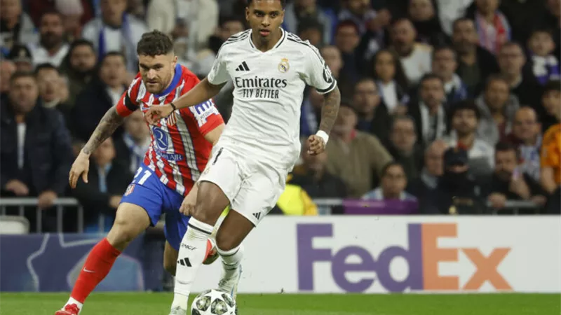 دوري أبطال أوروبا| البولندي مارسينياك حكماً لديربي مدريد